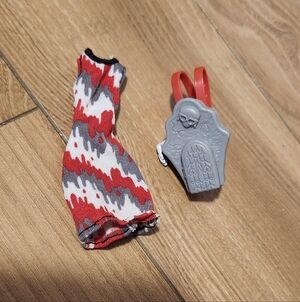 Monster High Ghoulia Scooter Doll Accessories